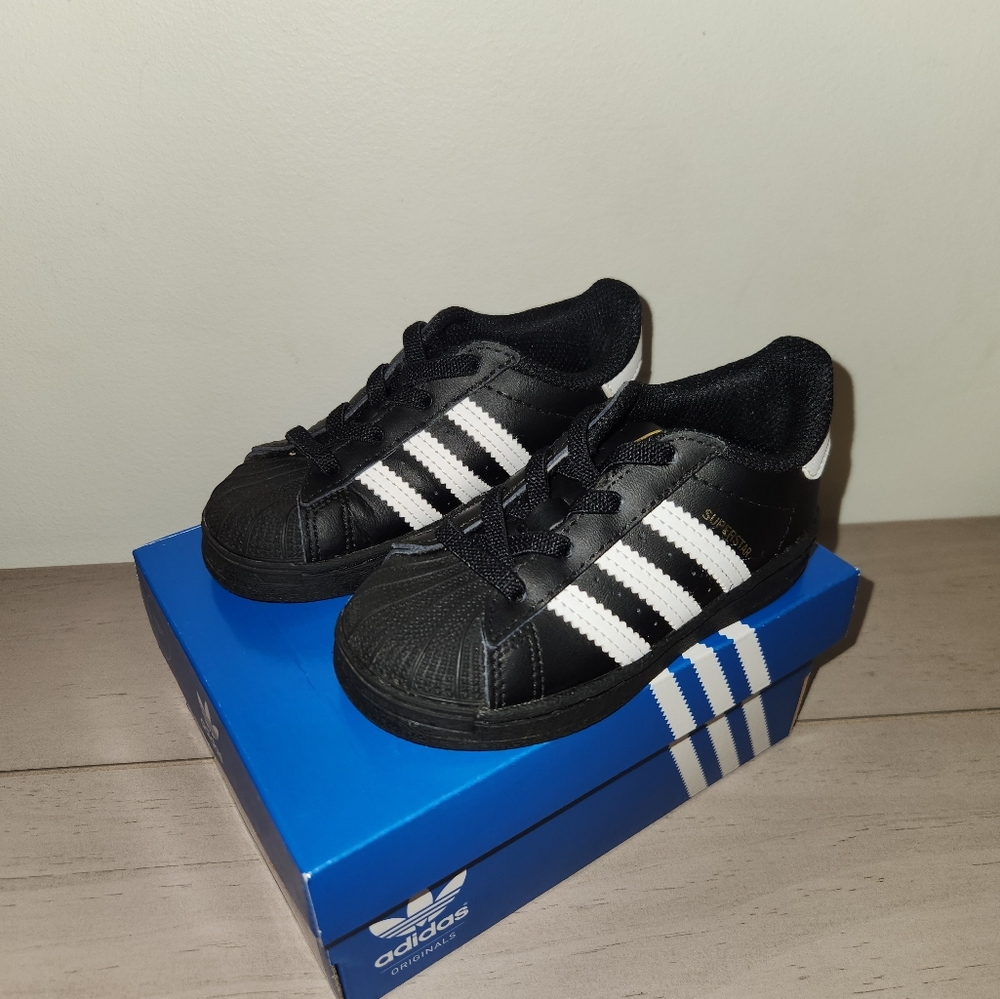 adidas Unisex-Baby Superstar Sneaker